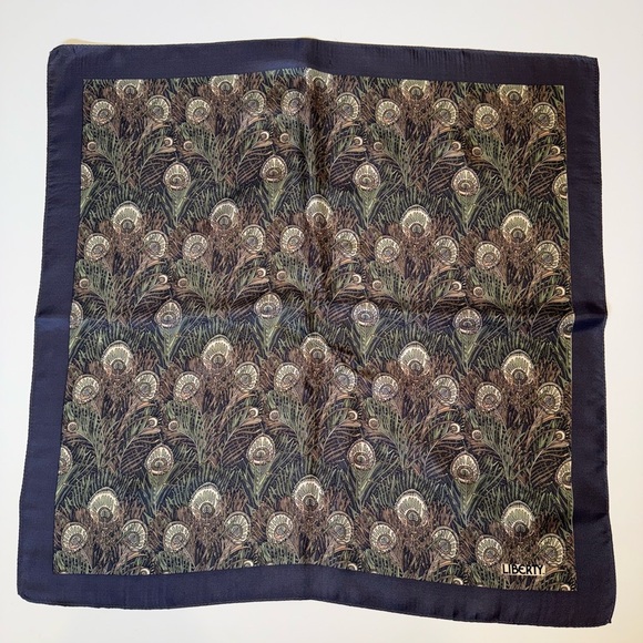 Liberty Vintage Peacock Feather Print Scarf EUC